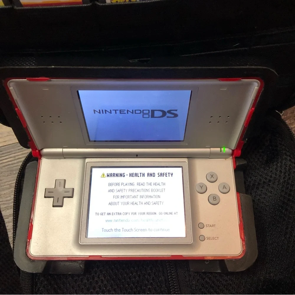 Hasbro Nerf case Nintendo DS red version works 9 games and carrying case